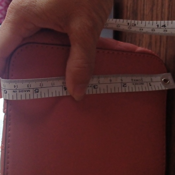 Guess Pink quilted purse, new, 13"×9"x6" - Picture 10 of 10